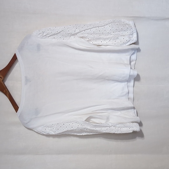 Ann Taylor White Cotton Eyelet Sleeve Knit Blouse Size Extra Large - Picture 5 of 5